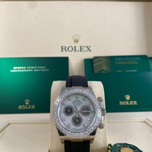 Rolex White Gold Cosmograph Daytona - 2025 - Diamond-set Bezel - White & Black Mother-of Pearl Diamond Dial - 126589RBR *FULL STICKERS*