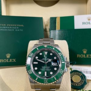 Rolex Submariner Date - 2019 - "Hulk" - 116610LV *FULL STICKERS*