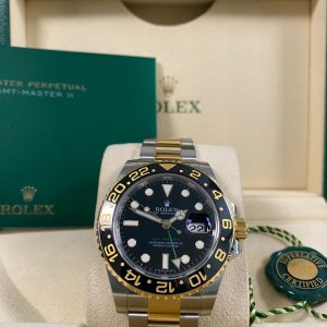Rolex GMT-Master II - Black Dial Green Arrow Hand - 116713