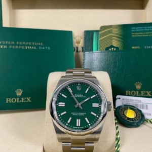 Rolex Oyster Perpetual 41 - 2025 - Green Dial - 134300 *FULL SET*
