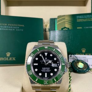 Rolex Submariner Date - 2025 - "Starbucks" - 126610LV *FULL SET*