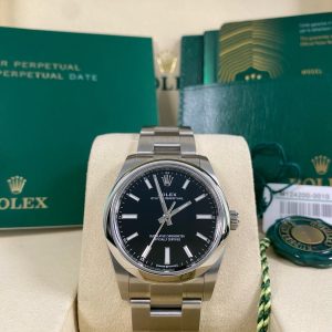 Rolex Oyster Perpetual 34 - Black Index Dial - 124200 *FULL SET*