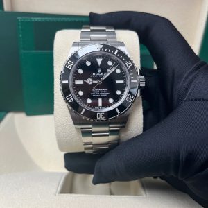 Rolex Submariner (No Date) Black Dial No Date 124060